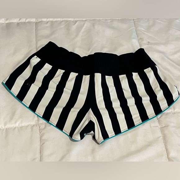 RARE reversible shorts. Super cute!! - Picture 2 of 5
